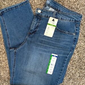 Women's Sz 16WP Classic Light Blue Straight Leg Tummy Control Jeans Terra & Sky